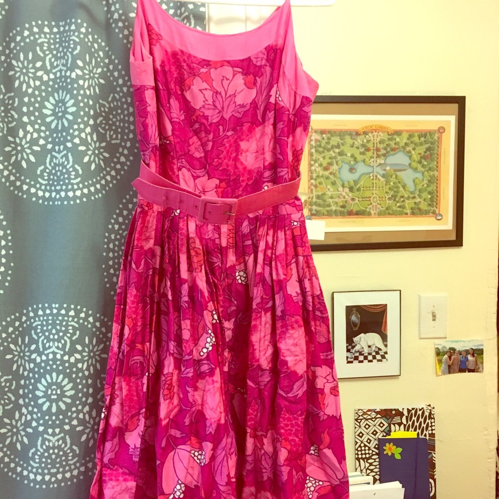 Vintage soft cotton party dress with belt.